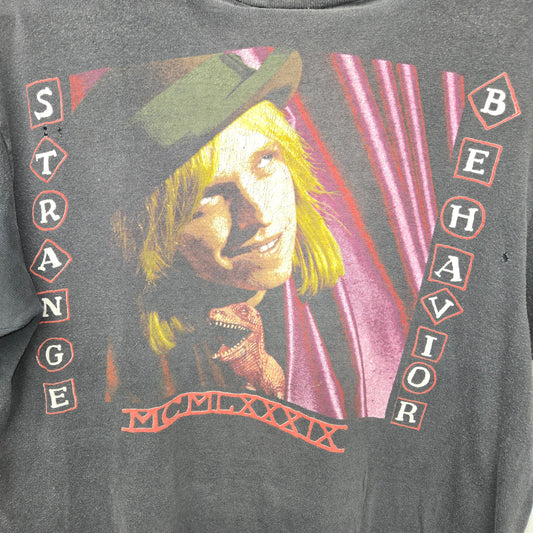 Vintage 1989 Tom Petty and the Heartbreakers Strange Behavior thrashed distressed tour rock band T-shirt sz L single stitch