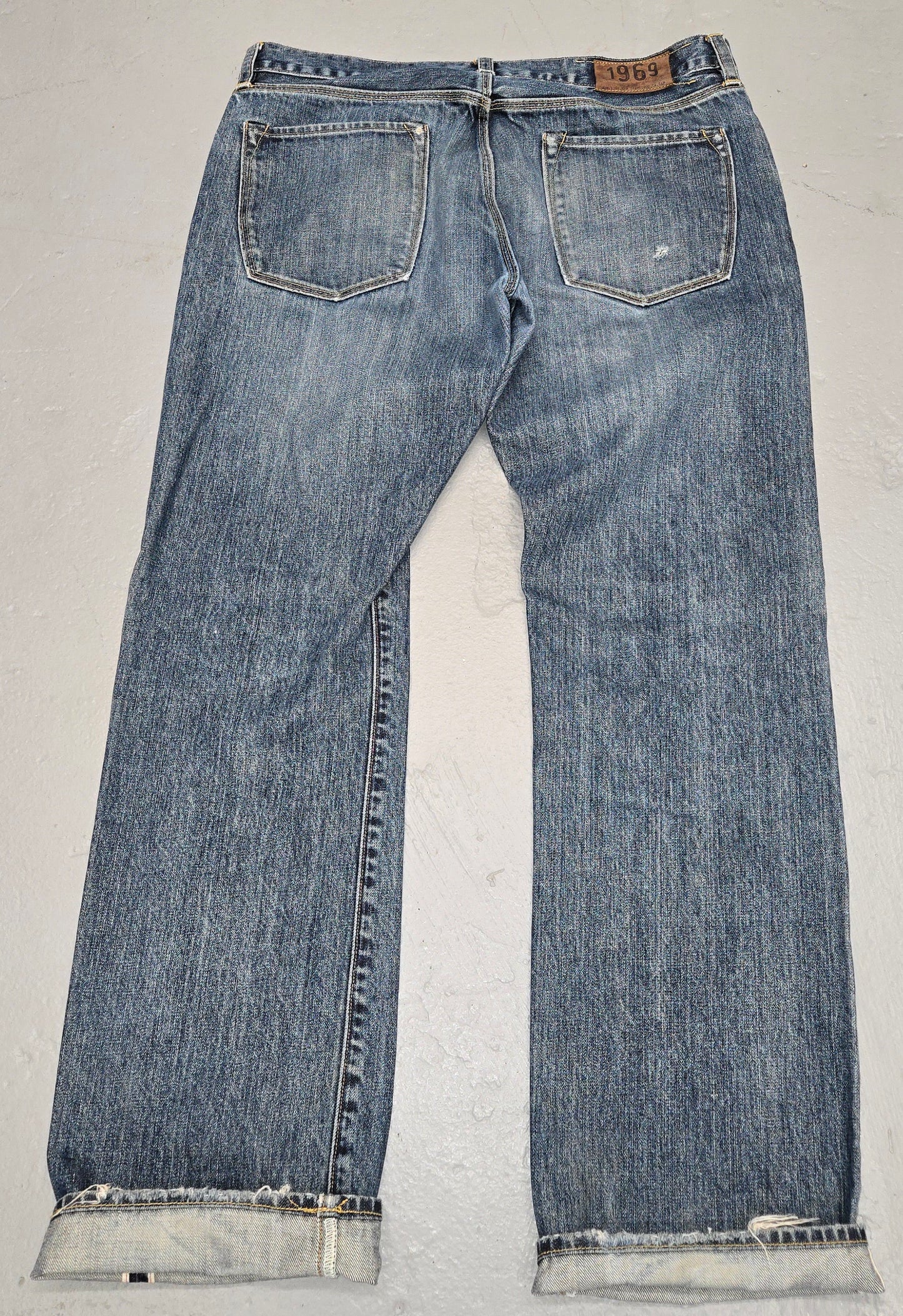 Vintage 2000s gap Japanese Selvedge distressed straight jeans sz 33x32