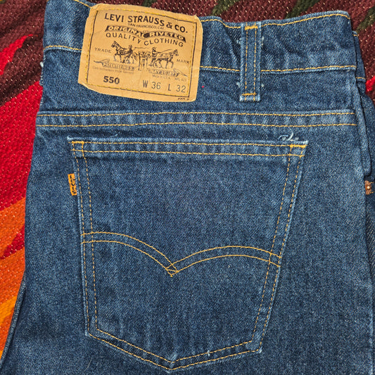 Vintage Levis 550 orange tab jeans sz 36x32 made in usa