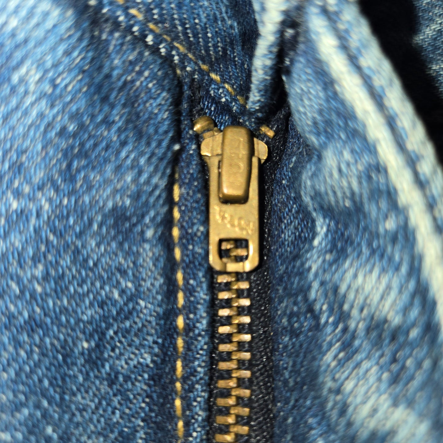 Vintage 1980s guess by marciano jeans sz 38 made in usa