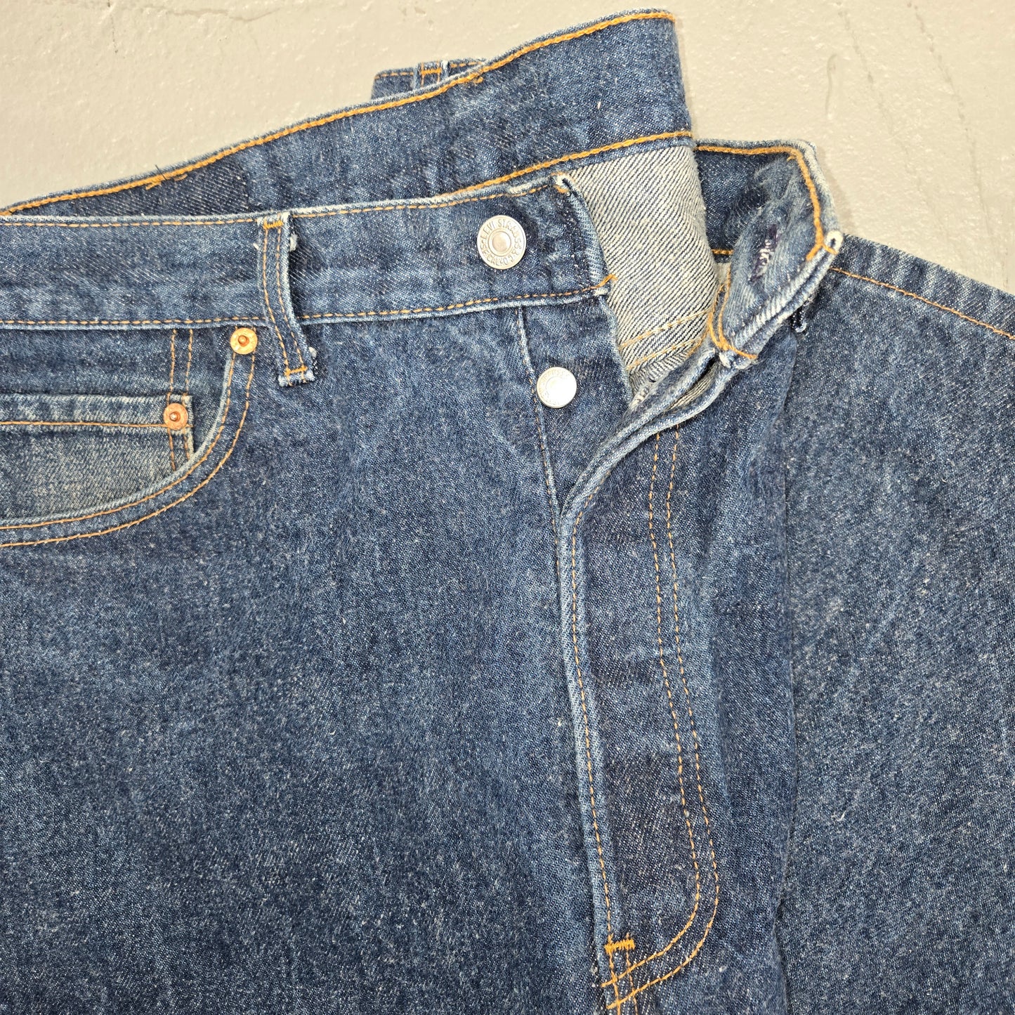 Vintage 1992 Levis 501xx button fly jeans
