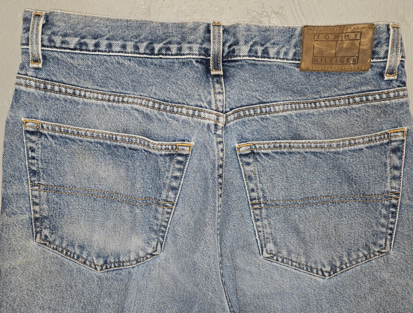 Vintage 90s 2000s Tommy Hilfiger Distressed baggy jeans sz 32x30