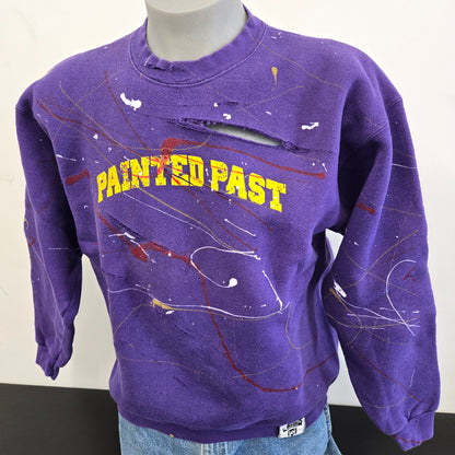 Painted Past Distressed Painted Collegiate Sweatshirt sz L crewneck  in inky purple