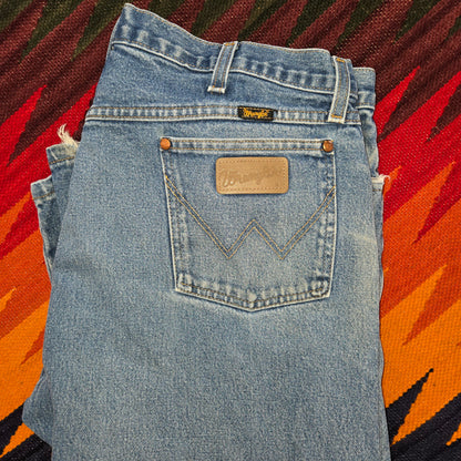 Vintage wrangler straight leg jeans sz 40